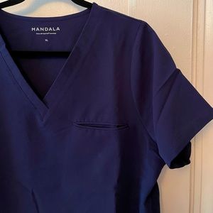 Mandala 1 Pocket Scrub Top